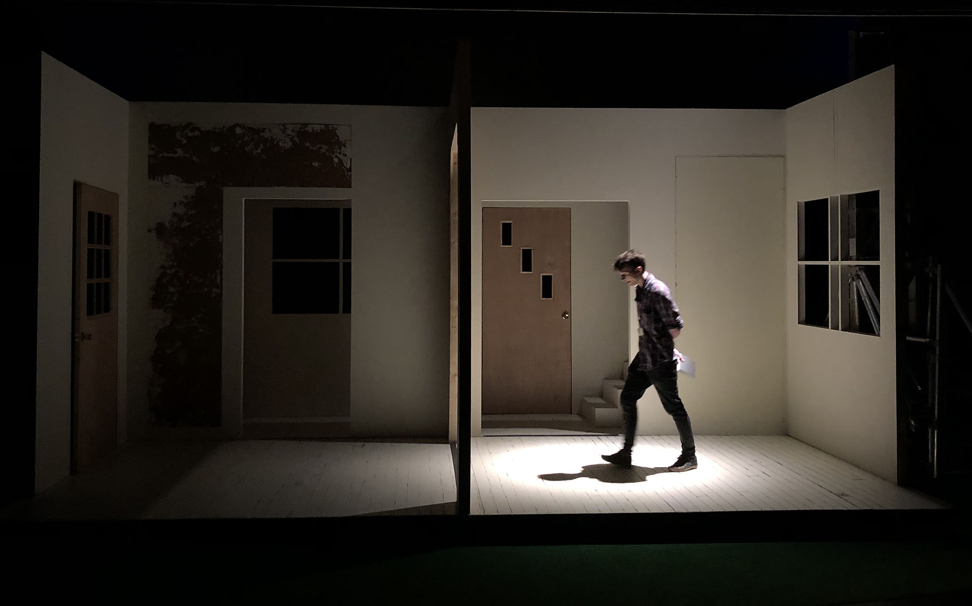 'Clybourne Park', 2019<br/>Set Design: Nate Gibson<br/>Louis Pezet during focus<br/>Photo: Ola Przytula